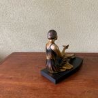 Art Deco Stijlvol Beeld Van Jongedame Met Haar Vogel In Haar Hand / Art Deco Beeld / Art Deco Dam thumbnail 9