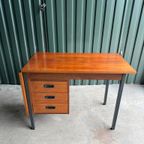 Vintage Teak Bureau Met Verlengbaar Blad Van Hmf thumbnail 4