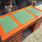 Klassieke Engelse Schrijftafel, Bureau, Desk, Met Lederen In thumbnail 4