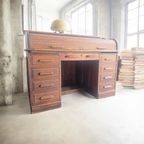 Vintage Houten Amerikaanse Bureau Met Rolluik Deur thumbnail 2