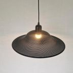 Deens Design Lamp Geperforeerd Metaal Memphis Stijl. thumbnail 3
