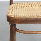 Tijdloos En Charmant Bistro Stoeltje In De Stijl Van Thonet Met Uniek Houten Frame thumbnail 9