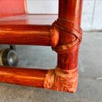 Vintage Koraalrode Sidetable Lyda Levi Voor Mcguire thumbnail 13