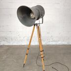 Industriële Lamp Op Statief thumbnail 10