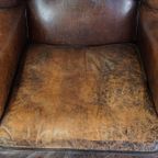 Karakteristieke En Comfortabele Schapenleren Oorfauteuil Met Een Prachtig Patina thumbnail 7