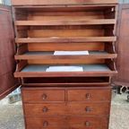 Antieke Engels Kabinet Mahonie Afm. 121X58Cm En 195Cm Hoog. thumbnail 5