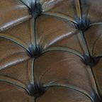 Set Van 2 Sierlijke En Karaktervolle Groene Vintage Rundleren Engelse Chesterfield Fauteuils thumbnail 13
