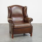Grote, Klassieke Donkerbruine Gladde Rundleren Chesterfield Oorfauteuil In Engelse Stijl thumbnail 3