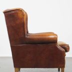 Karakteristieke En Tijdloze Vintage Schapenleren Oorfauteuil Met Mooie Kleuren thumbnail 4