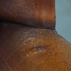 Karakteristieke En Tijdloze Vintage Schapenleren Oorfauteuil Met Mooie Kleuren thumbnail 13