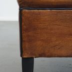 Luxe, Tijdloze Schapenleren Set Bestaande Uit 2 Fauteuils En Een Hocker In Art Deco Stijl thumbnail 13