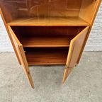 Vintage Hoge Kast - Licht Hout - Met Vitrine En Deurtjes thumbnail 2