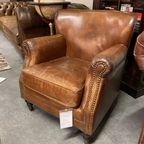 Stoere Industriële Chesterfield Tub / Club Fauteuil In Generfd Vintage Cognac Leder thumbnail 3