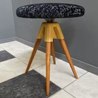 Piano Stool Adjustable In Height thumbnail 7