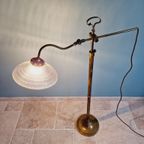 Vloerlamp Van Messing En Gegroefd Glas, Art Deco-Stijl thumbnail 7