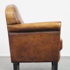 Mooie Statige Fauteuil/ Armchair Gemaakt Van Schapenleer Met Een Correcte Zitcomfort thumbnail 7