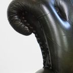 Donkergroene Rundleren En Houten In Hoogte Verstelbare, Swiffel En Tilt Chesterfield Bureaustoel thumbnail 11