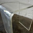 Set Van 2 Vintage Plexi Curved Bijzettafeltjes / Sidetables thumbnail 10