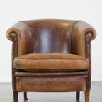 Karaktervolle Schapenleren Clubfauteuil Met Een Luxe, Rustieke Uitstraling thumbnail 3