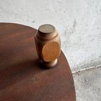Set Van 2 Houten Brutalist Bijzet Tafels In Hout. thumbnail 6