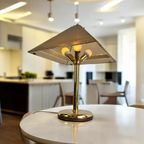 Vintage Gouden Tafellamp Met Fumé Glazen Kap thumbnail 2