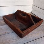 Stevig Charmant En Decoratief Brocant Houten Bakje. thumbnail 2