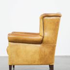 Comfortabele, Charmante, Licht Gekleurde Vintage Engelse Stijl Rundleren Oorfauteuil + Hocker thumbnail 7