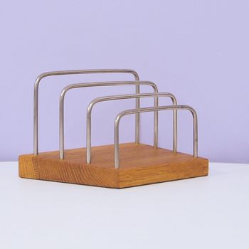 Interieur Van Modern Kantoor Met Houten Wanden, Computertafel Met Een Vloer Stoel En Planten Poster Dit Beeld Biedt Moderne Image278692663