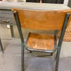 Vintage Industrieel Kinderbureau Met Stoel thumbnail 7