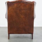 Comfortabele Vintage Engelse Stijl Schapenleren Oorfauteuil Met Een Zeer Mooie Kleurstelling thumbnail 5