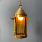 Messing Lantaarn Hanglamp Met Geel Glas thumbnail 12