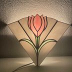 Tiffany Stijl Wandlamp Met Tulp thumbnail 3