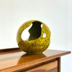 Geel Porseleinen Object Gemaakt Van Capodimonte thumbnail 4