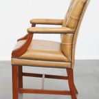 Mooie Rundleren Chesterfield Eetkamer/ Bijzetstoel In Engelse Stijl In Een Lichte Cognac Kleur thumbnail 5