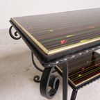 Vintage Salontafel Met 2 Glazen Bladen Met 50s Print thumbnail 12
