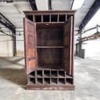 Vintage Barkast / Industriële Vakkenkast / Hoge Kast thumbnail 5