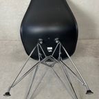 2X Eames Design Dsr Stoelen – Vitra thumbnail 16