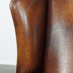 Grote, Royale Schapenleren Oorfauteuil Met Warme Kleuren En Een Prachtig Patina thumbnail 10