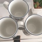 3 Prachtige Engelse Staffordshire Mokken / Bekers thumbnail 6