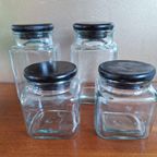 Vintage Voorraadpotten Glas Met Houten Deksels thumbnail 6