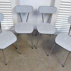 Prachtige Rode Bruine Witte Vintage Retro Formica Stoelen thumbnail 9