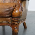 Charmante Antieke Barokke Schapenleren Chesterfield Fauteuil Met Een Mooi Patina thumbnail 9