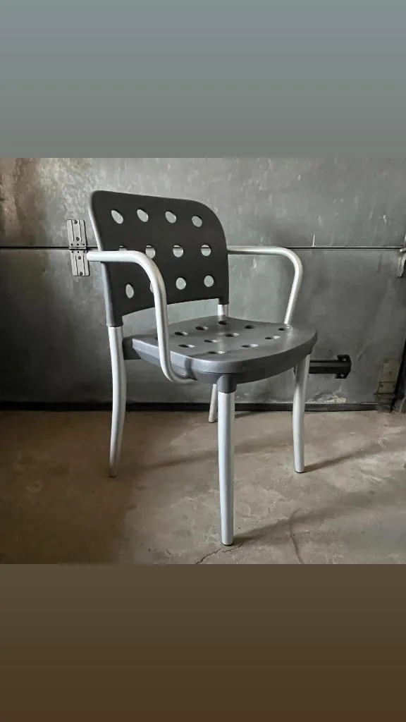 Overige stoelen Plastic Gray bij Reliving