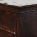 Engelse Antieke En Elegante Vroege Georgian Eikenhouten Ladekast Met Uniek Inlegwerk thumbnail 12