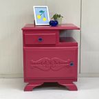 Antiek Restyle Kastje Nachtkastje Fuchsia Roze & Kobalt Knop thumbnail 2