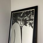 Vintage Spiegel ‘shirley’ Met Een Print Van Sam Haskins thumbnail 7