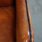 Karaktervolle Schapenleren Oorfauteuil/ Armchair Met Een Tijdloos Design En Zwarte Biezen thumbnail 8