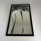 Vintage Spiegel ‘shirley’ Met Een Print Van Sam Haskins thumbnail 5