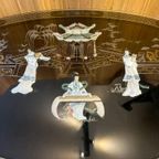 Chinese Salontafel Met Hout Snijwerk (Inclusief 6 Krukken) thumbnail 3