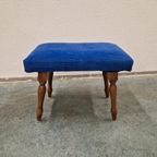 Vintage Voetenbank Blauwe Voetrnbank Opnieuw Bekleed thumbnail 5